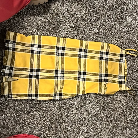 Yellow plad dress - Picture 1 of 1